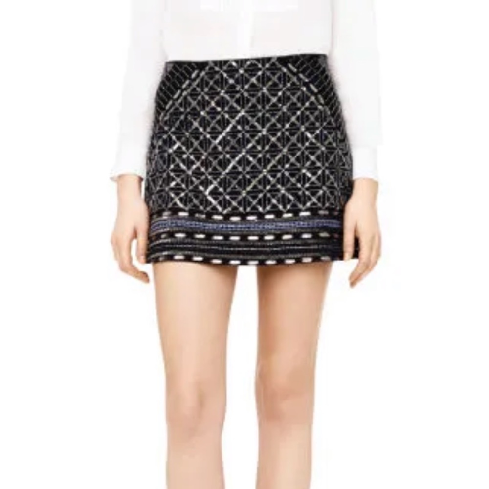 EUC Club Monaco embellished skirt size 4